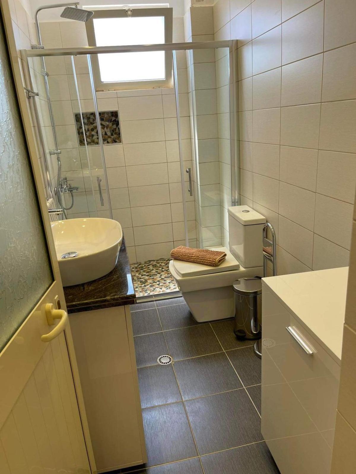 Butrint Appartement *