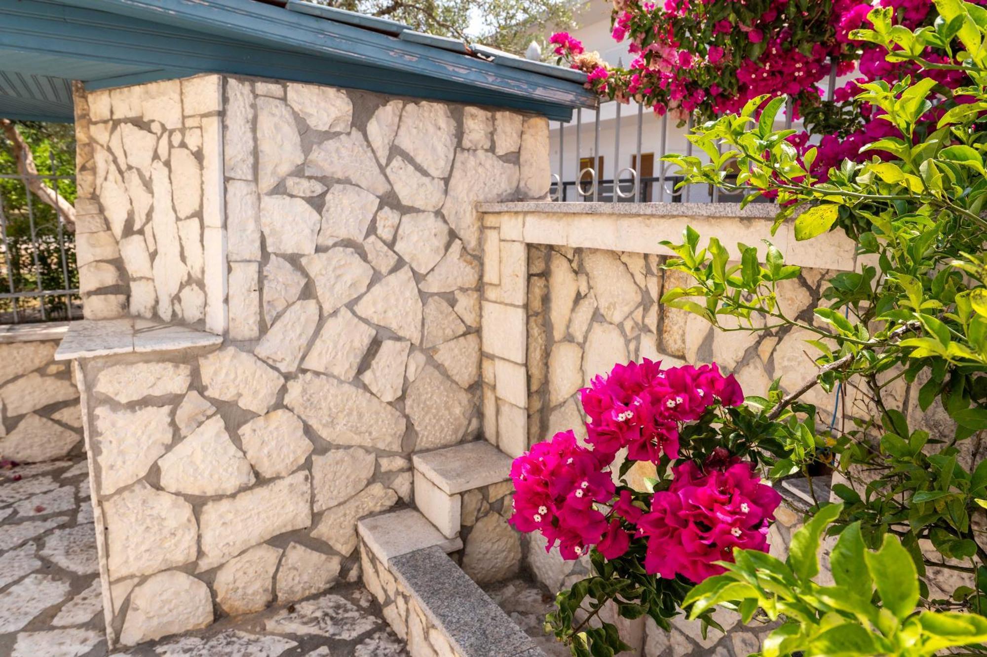 Appartement Butrint *
